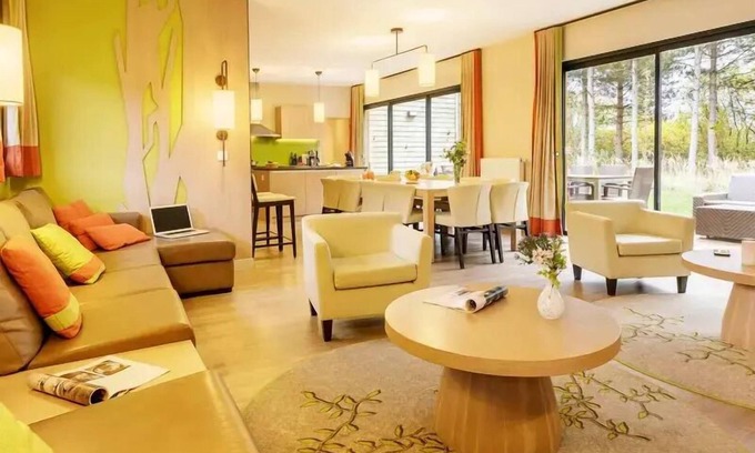 Curcay-sur-Dive House | Center Parcs - Domaine Le Bois aux Daims - Cottage 7 Rooms 12 People VIP