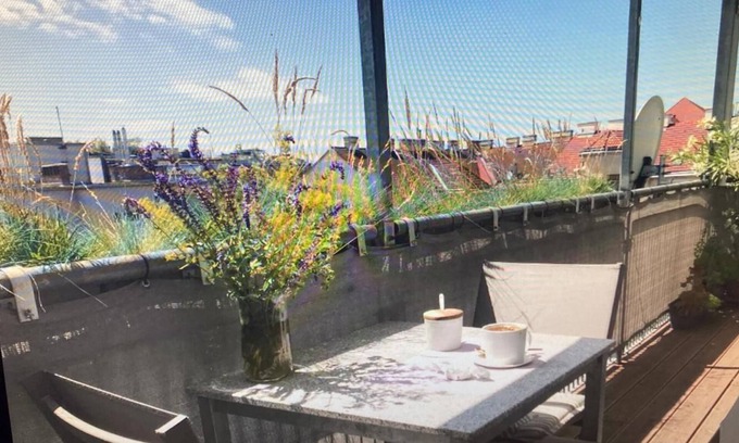 Wieden Apartment | Central. Calm. giant terrace