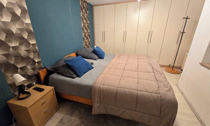 Hoexter Apartment | Central, cozy apartment, 50 mts away from the old town in Höxter.