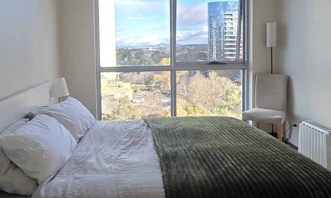 City West Apartment | Central Lakeview Apartments