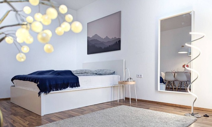 Leopoldstadt Apartment | Central Location! 3 Stops to the City Center!