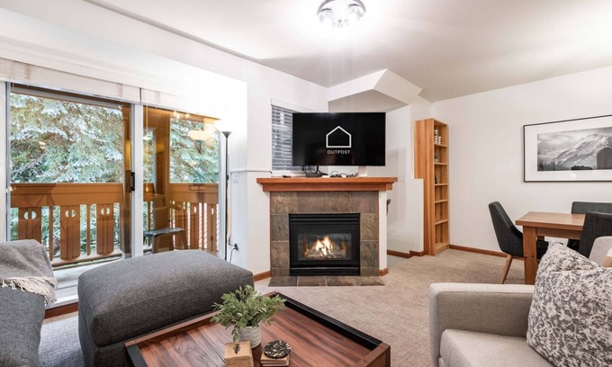Village North Condo | Central location | Pets | BBQ | Free parking