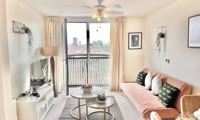 Churchill Apartment | Central London-high Floor sky View