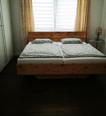 Suedstadt Apartment | Centrally located spacious flat close to Rhine