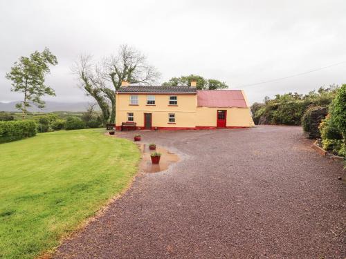 Sneem House | Ceol Na N'ean