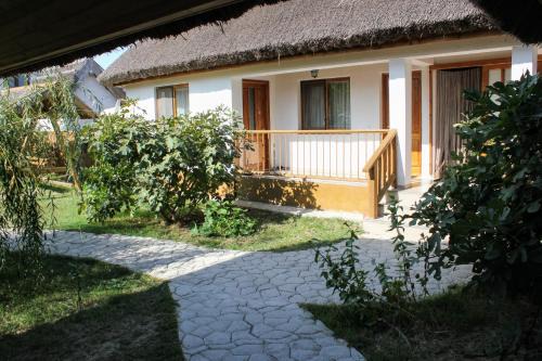 Sfantu Gheorghe House | Cerdacul cu Stuf
