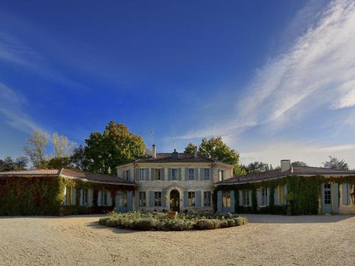 Castelnau-de-Medoc House | Château de l'Isle - Chambres d'Hôtes