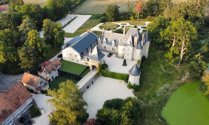 Neuvy Bed & Breakfast | Château Origny de Neuvy