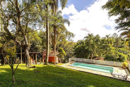Suzano House | Chacara c wifi, churrasq, pisc, lazer,pet friendly