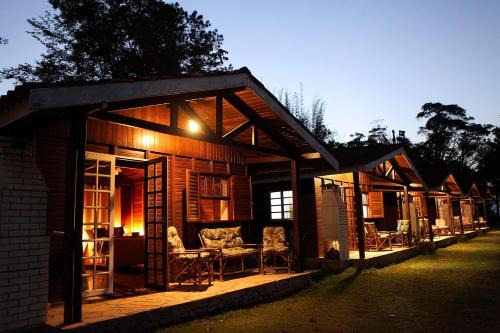 Juquitiba Cabin | Chalé Hibisco Amarelo
