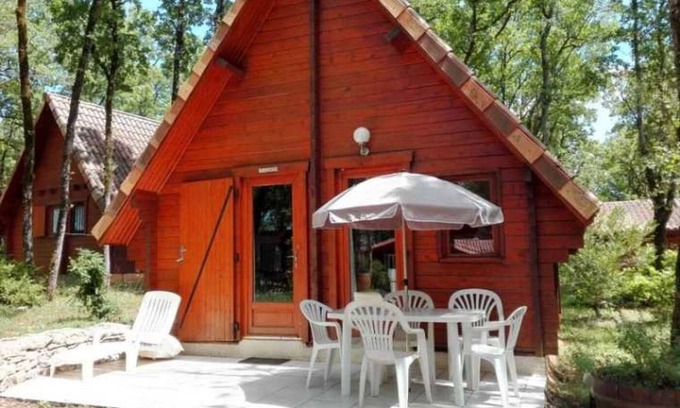 Saint-Cirq-Lapopie Ski Chalet | Chalet 3 étoiles - Piscine - efchce