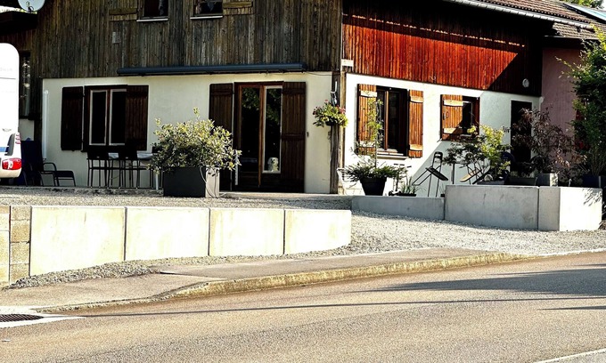 Monnet-la-Ville Ski Chalet | Chalet 8 à 10 Personnes