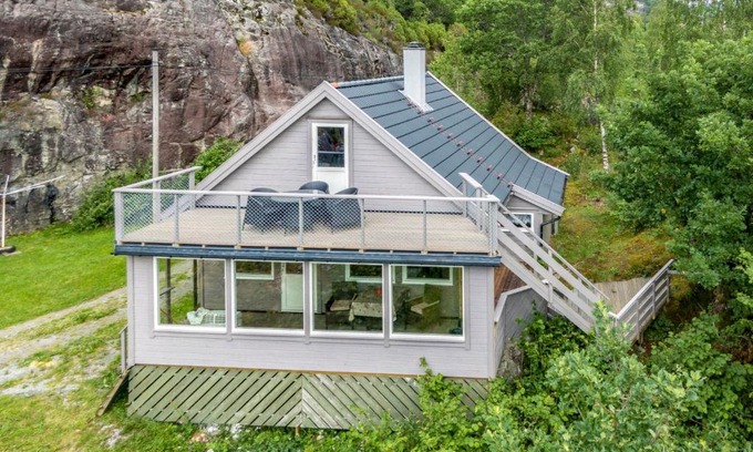 Kvinnherad Ski Chalet | Chalet Åkrafjorden - FJH340 by Interhome