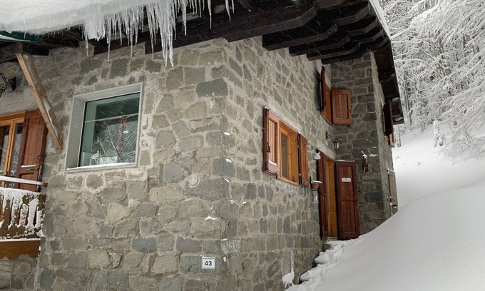 Abetone Ski Chalet | Chalet 'Baita Le Pozze' with Mountain View, Private Garden and Wi-Fi