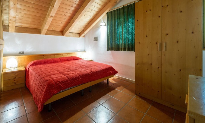 Sarnonico Ski Chalet | Chalet "Camping Park Dolomiti Village" with Mountain View, Shared Pool & Wi-Fi