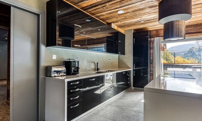 Les Brevieres Ski Chalet | Chalet Carte Blanche - Tango