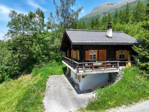 Zinal Ski Chalet | Chalet Coquelicot by Interhome
