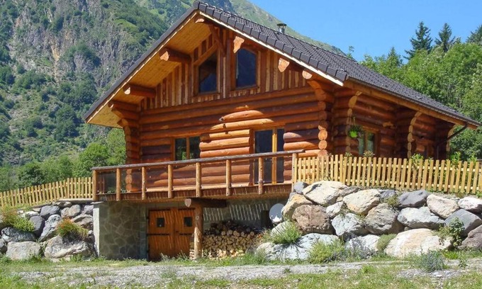 Chantelouve Ski Chalet | Chalet en rondins le Bécan tout proche des Ecrins