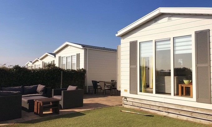 IJmuiden Ski Chalet | Chalet in the dune edge within walking distance of the beach