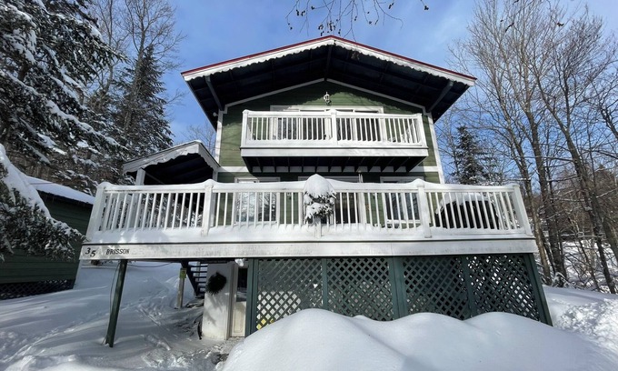 Montgomery Center Ski Chalet | Chalet Jay