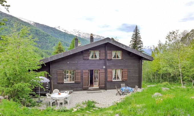Buerchen Apartment | Chalet Kibou by Interhome