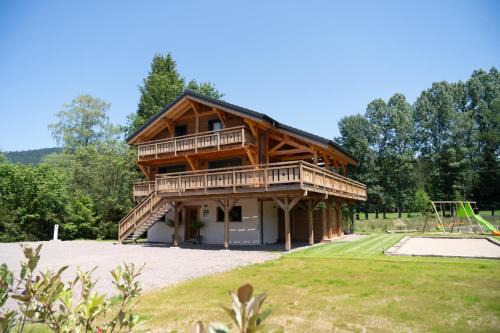 Le Saulcy Apartment | Chalet L'Oseraie, location touristique SPA 4 étoiles au cœur des Vosges