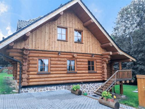 Strasin Ski Chalet | Chalet Lazny by Interhome