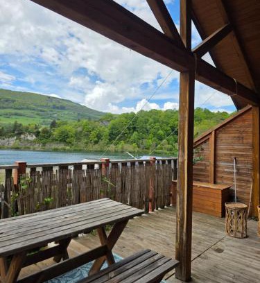 Laffrey Ski Chalet | Chalet magnifique vue lac & piscine