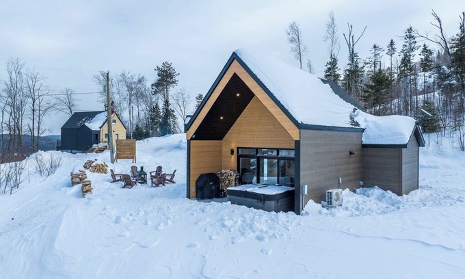 Saint Come Ski Chalet | Chalet OslÖ42 | Spa and Mountain