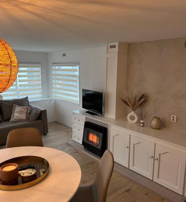 Anloo Apartment | Chalet Quattro in bosrijke omgeving