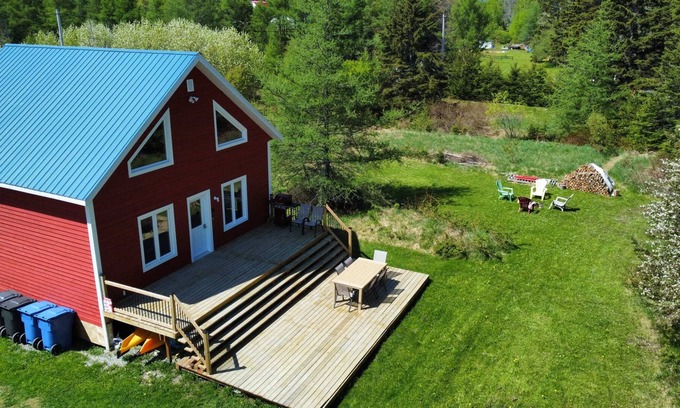 Gaspe Ski Chalet | Chalet Sans-Souci- GASPÉSIE- Bord de l'eau- Pêche