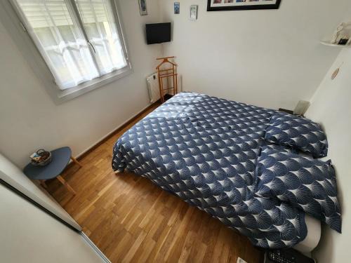 La Bazoge House | Chambre à 25 min du circuit des 24h .