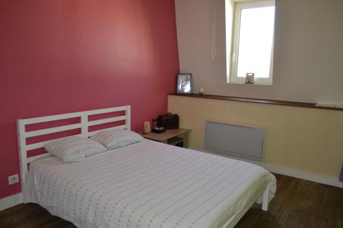 Chef-Boutonne Bed & Breakfast | Chambre cosy pour 2 personnes