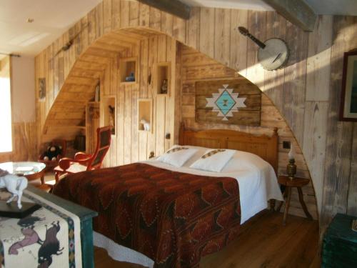 Guiscriff Bed & Breakfast | chambre d'hôte atypique "West little ranch" chambre amérindienne