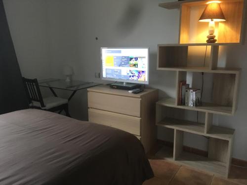 Montrabe House | Chambre dans une villa