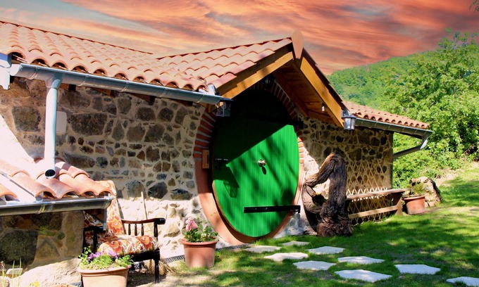 Lantignie Bed & Breakfast | CHAMBRE HOBBIT HOME