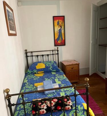 La Neuveville House | Chambre papillon avec accès terasse