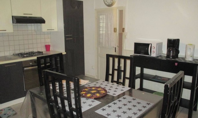 Gannat House | Chambres chez l'habitant - Betrancourt