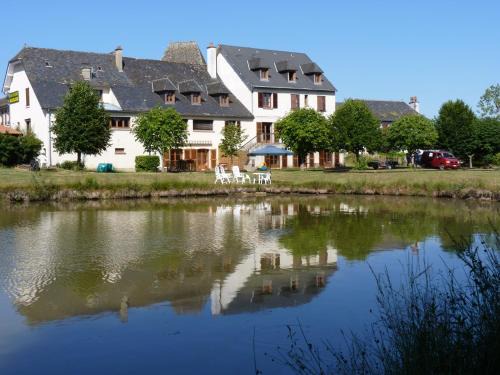 Labesserette Bed & Breakfast | Chambres d'hôtes - Domaine de la Grangeotte