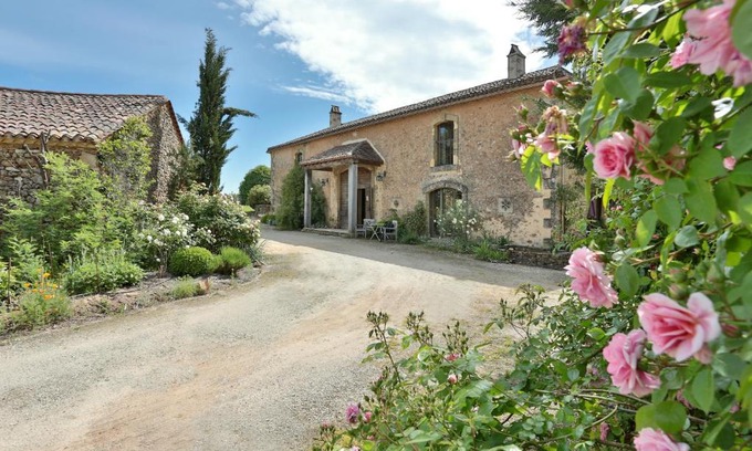 Saint-Avit-Riviere Bed & Breakfast | Chambres d'Hôtes Léone Haute