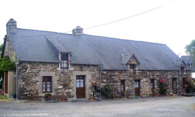 Mur-de-Bretagne Bed & Breakfast | Chambres Kercymado