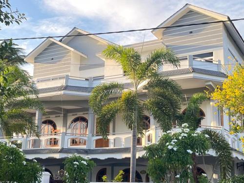 Sandilipay House | Chandra Guest House