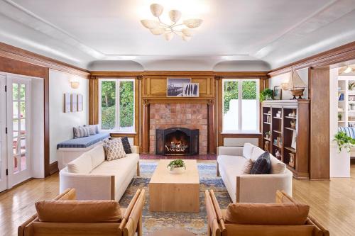 Santa Monica Canyon Hotel | Channel Road Inn, A Four Sisters Inn