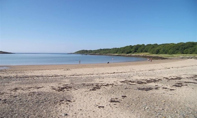 Kirkcudbright Cottage | Chapelton Cottage No 1 - a cottage that sleeps 4 guests in 2 bedrooms