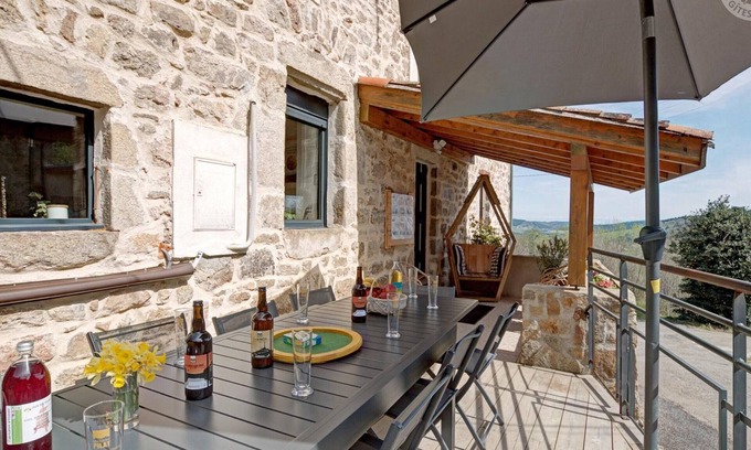 Saint-Julien-Molin-Molette Cottage | Charming cottage for 13 guests with spa and WiFi