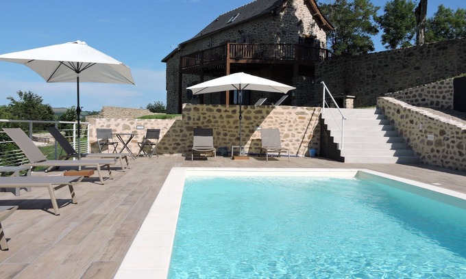 Lugan Cottage | Character house in Aveyron classified 4 stars