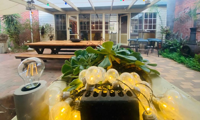 Mathoura House | Charleston House - Conversion of the charming Mathoura Pub in a group