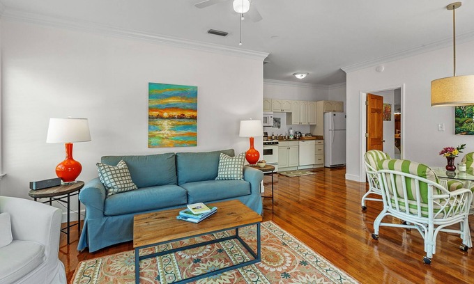 Fairhope Apartment | Charlotte at Jubilee Suites Bed & Breakfast. 1K/1B
