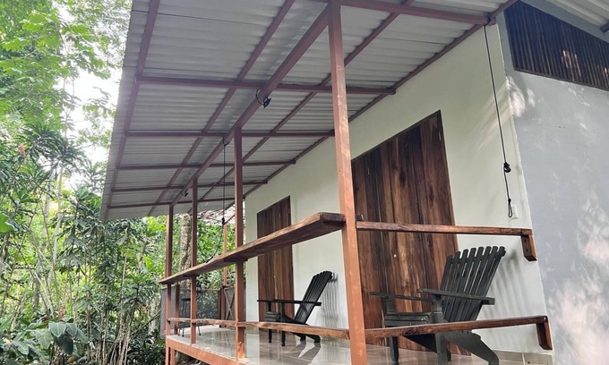 Chiguata House | Charming 2 bedroom house with fiber optic in cocles Puerto Viejo de Talamanca