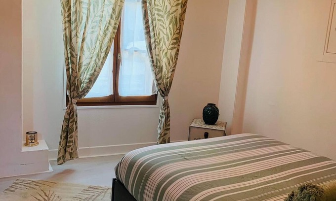 Levroux Apartment | Charmant appart-1chb-4pers-wifi au cœur de Levroux